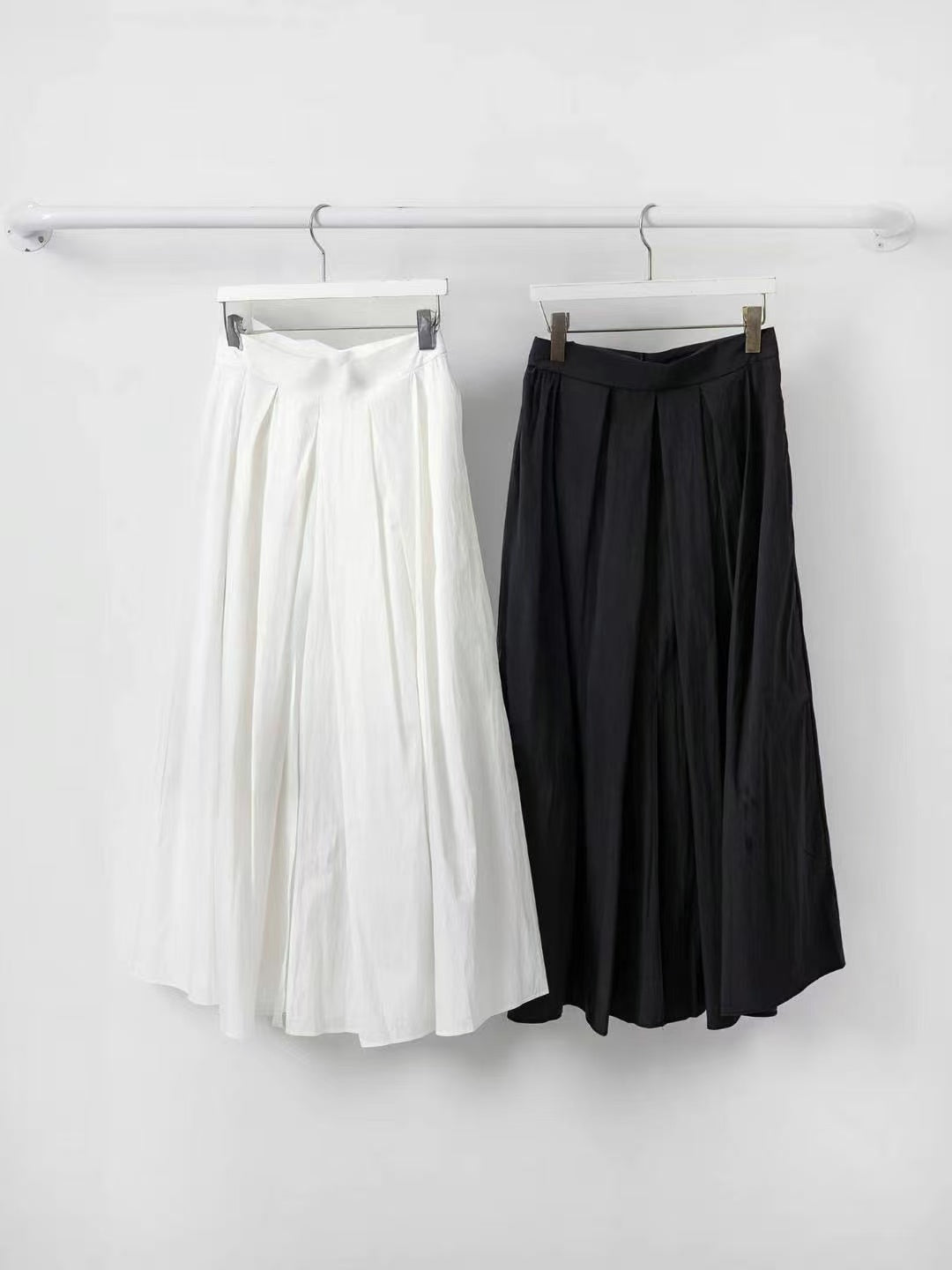 TOPS/SKIRTS (0619TB041/0619SK043)