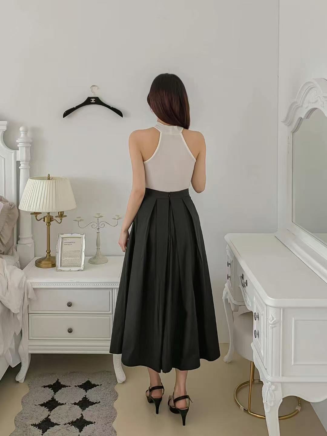 TOPS/SKIRTS (0619TB041/0619SK043)