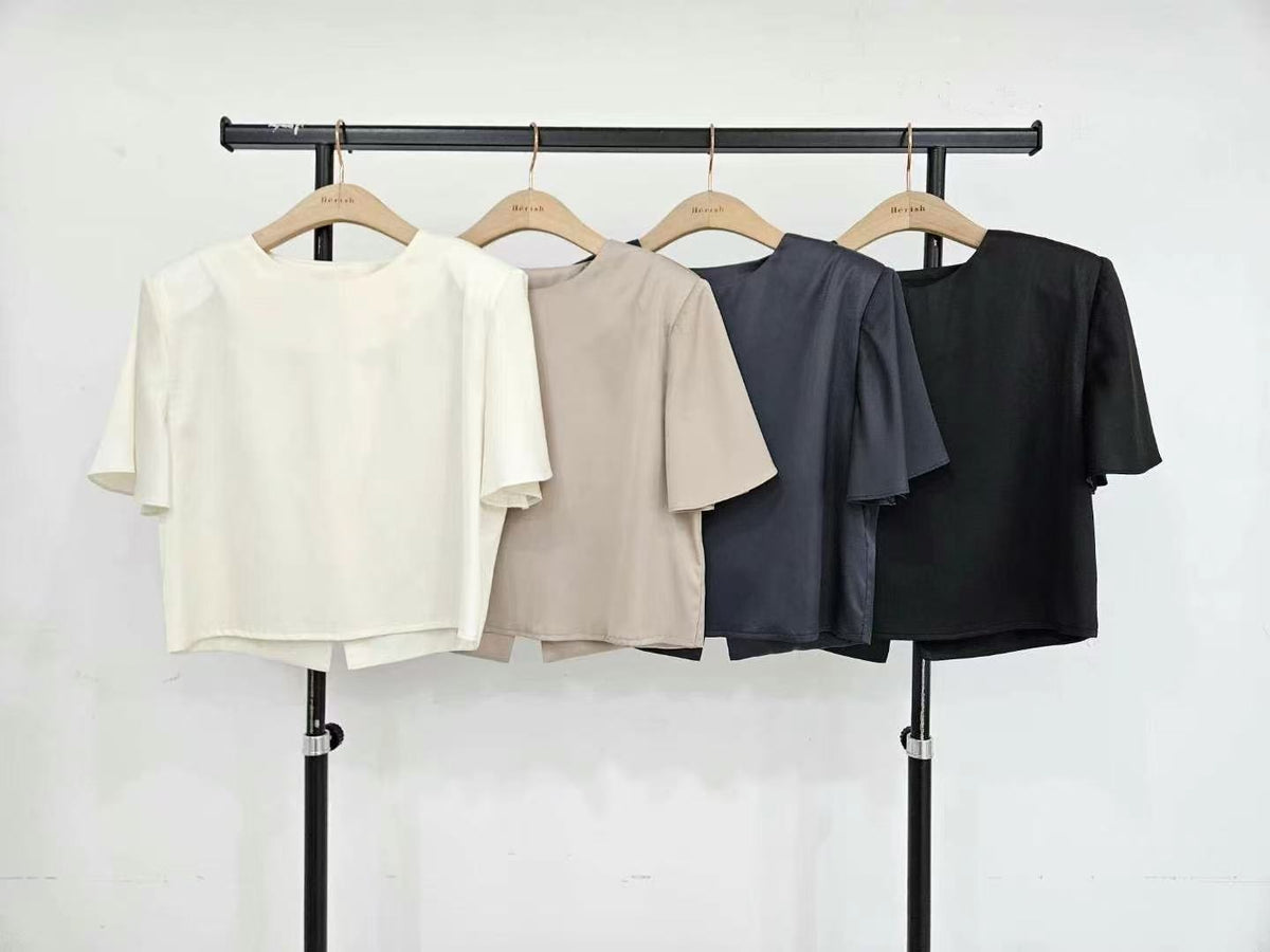 TOPS/SKIRTS(Q464TB064/Q464SK018)