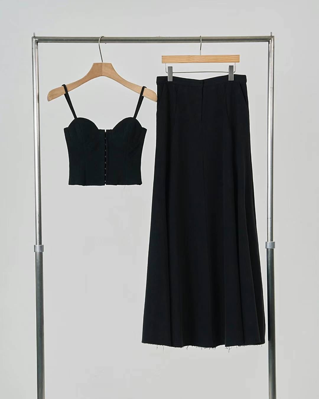 P239SK003 (Skirt)
