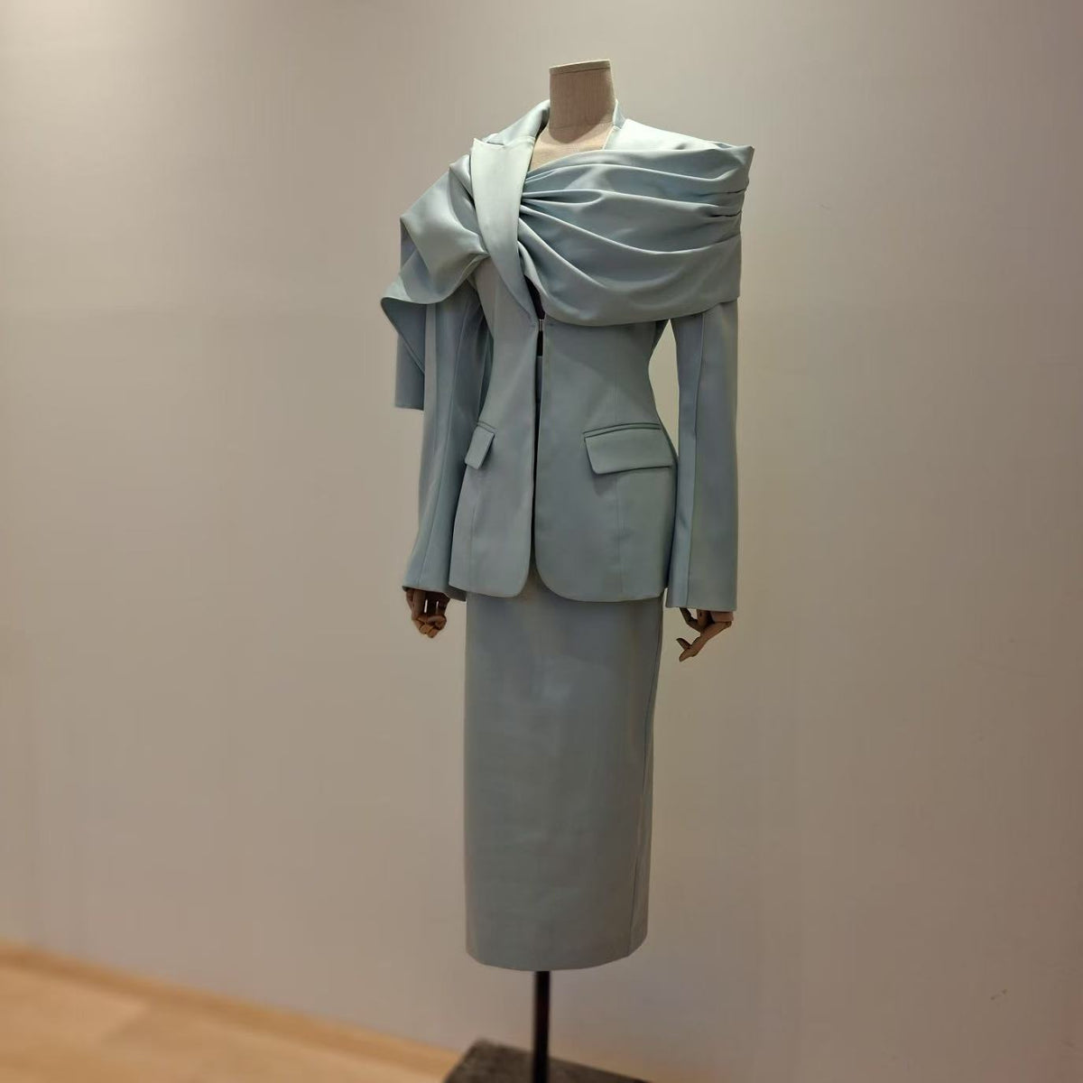 SUITS (3115JK010/3115SK036)