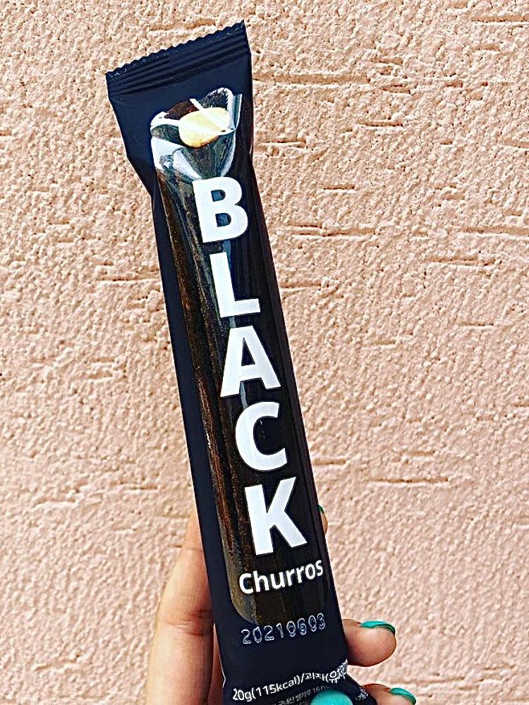 BLACK Churros Cream Chocolate Bar