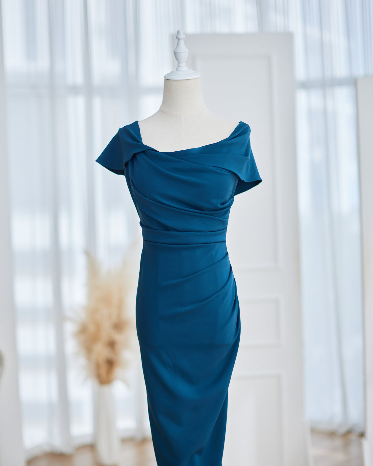 Ariadne Assymmetrical Dress