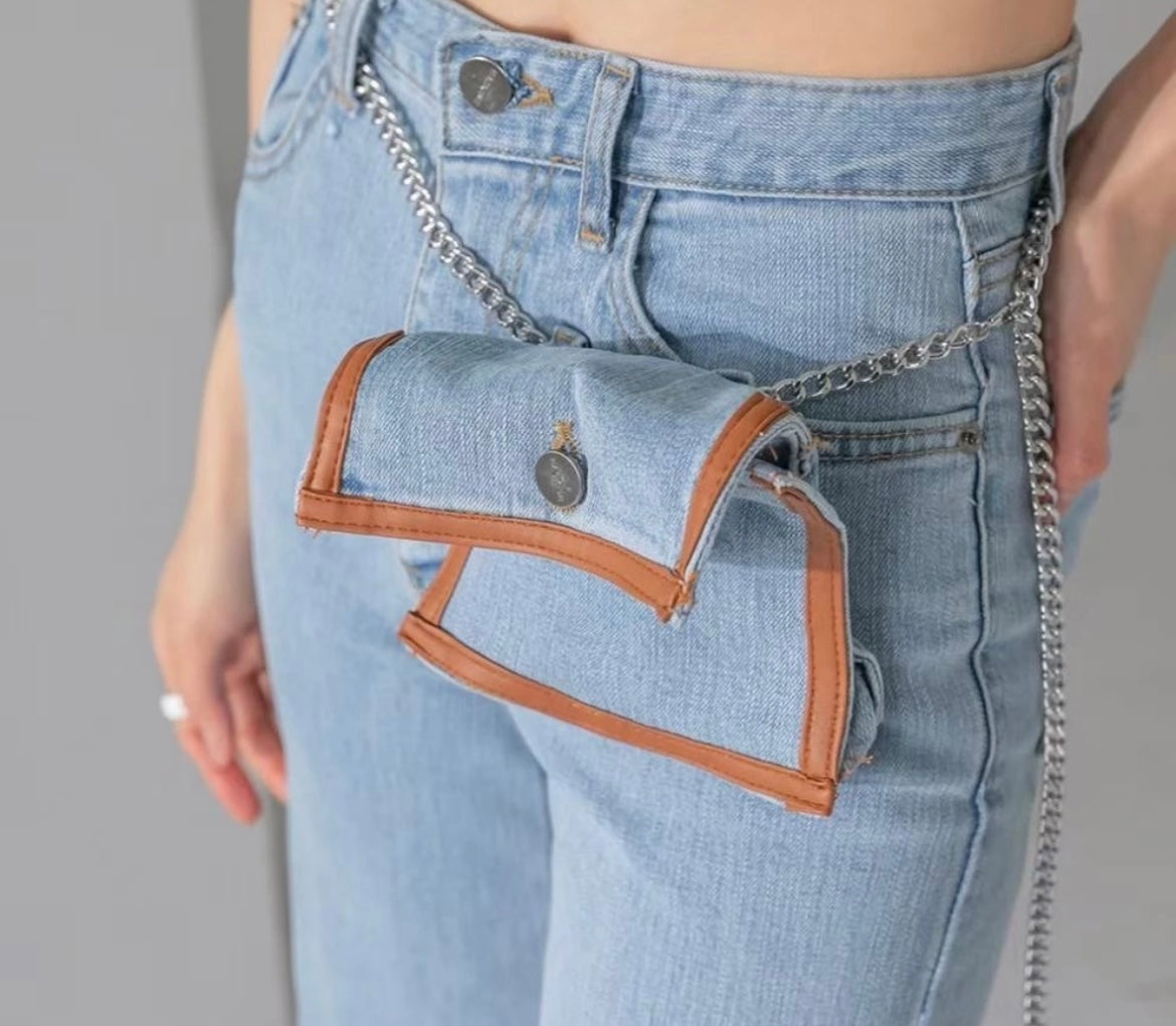 Long Flared Jeans Giant Pocket