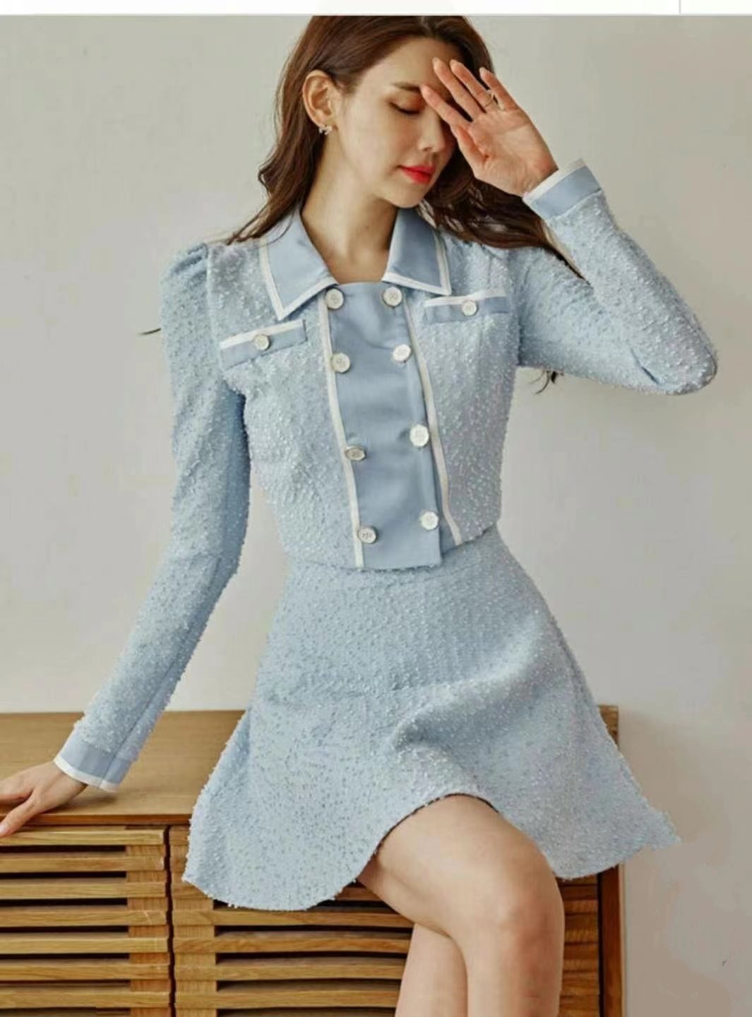 Textured Lapel Collared Long Sleeves Romper